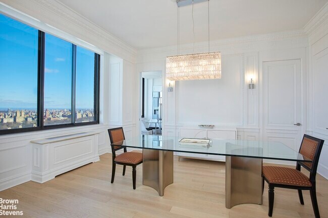 Foto del edificio - Triple Mint Spectacular Views