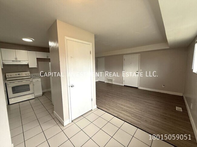 Foto del edificio - 2531 S Parkcrest Dr