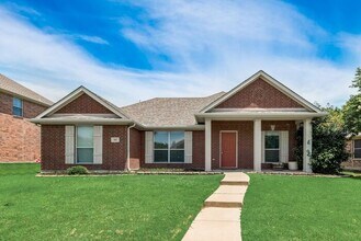 Building Photo - 105 Shadybrook Dr