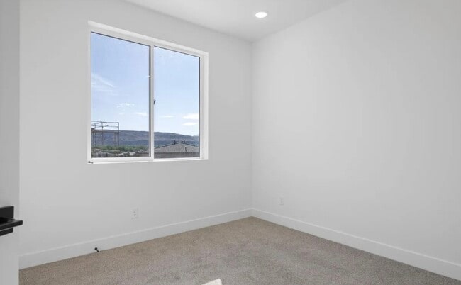 Building Photo - 310 S 1930 W Building Photo - 310 S 1930 W