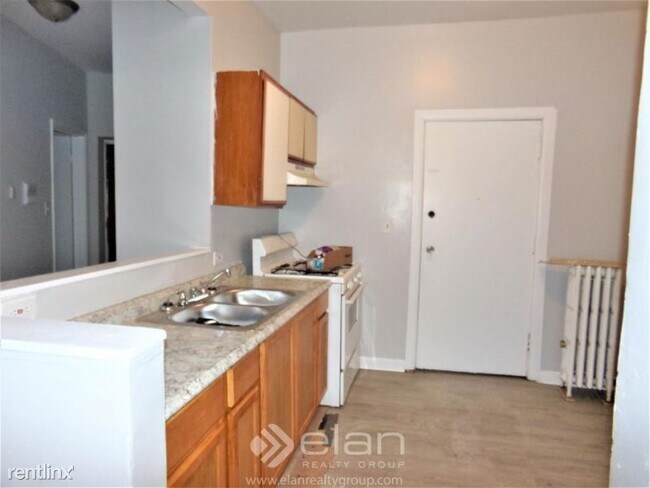 Foto del edificio - 7015 N Paulina St
