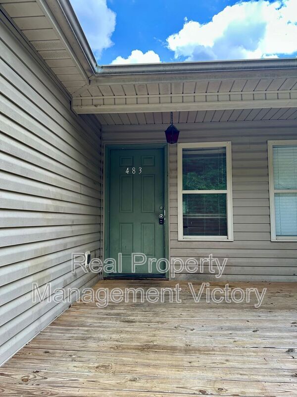 Foto principal - 483 Lower Bon Air Rd