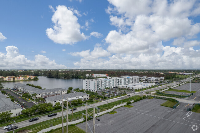 Aerial Photo - Hidden Lake Apartments