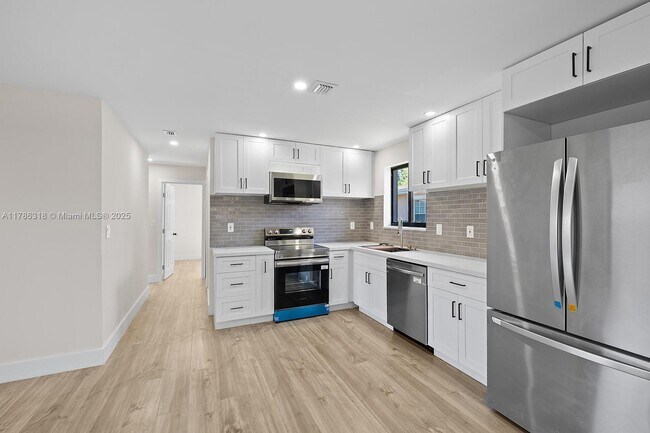 Foto del edificio - 1522 NW 41st St