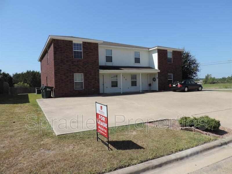 124D Ryan Cir, Nolanville, TX 76559 Townhome Rentals in Nolanville TX