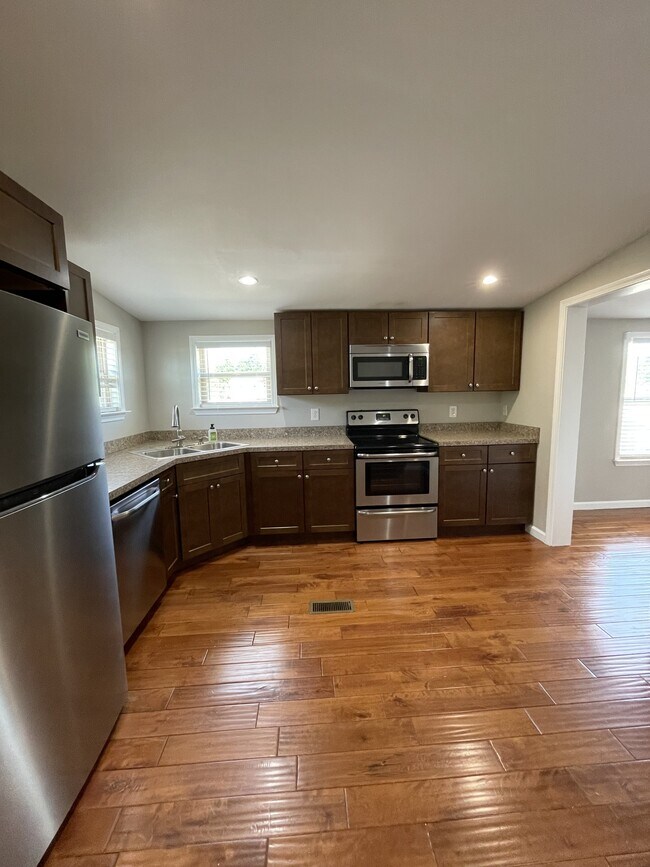 Foto del edificio - 900 Allen Dr