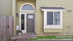 Building Photo - 9739 Wagon Train