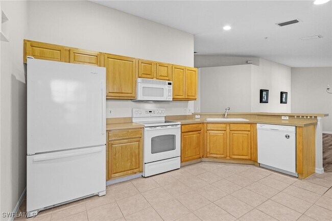 Foto del edificio - 2620 Somerville Loop