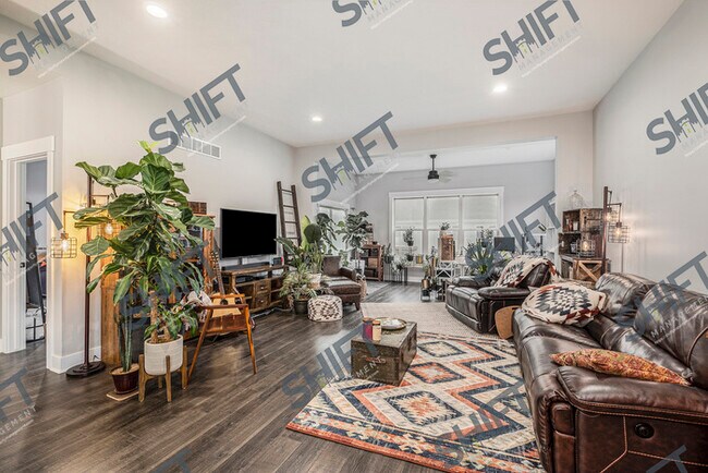 Foto del edificio - 260 shoreside: Gorgeous Condo