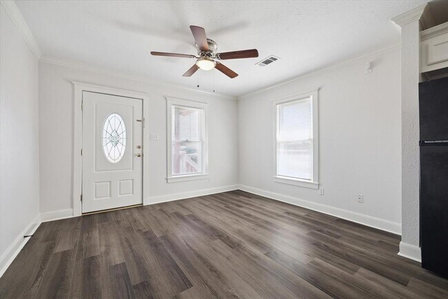 Foto del edificio - 402 E 29th St