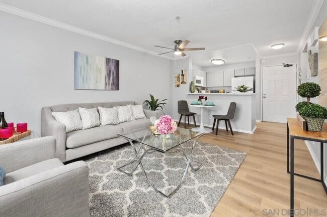 Building Photo - 8889 Caminito Plaza Centro