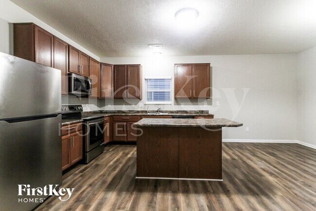 Foto del edificio - 7715 Firecrest Ln