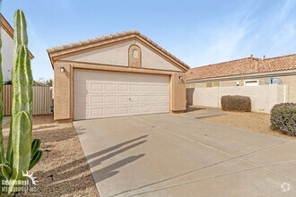 Building Photo - 13527 W Desert Flower Dr