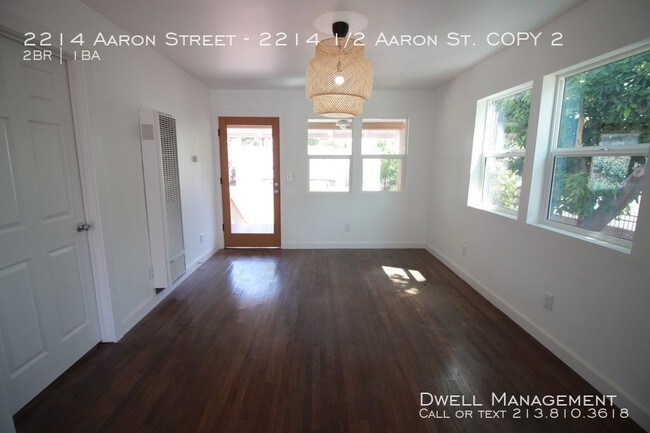 Foto del edificio - 2214 Aaron St