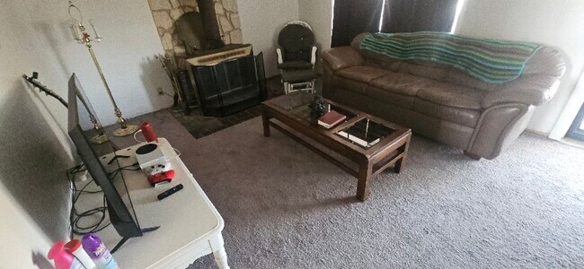 Building Photo - 72 Brothers Ln