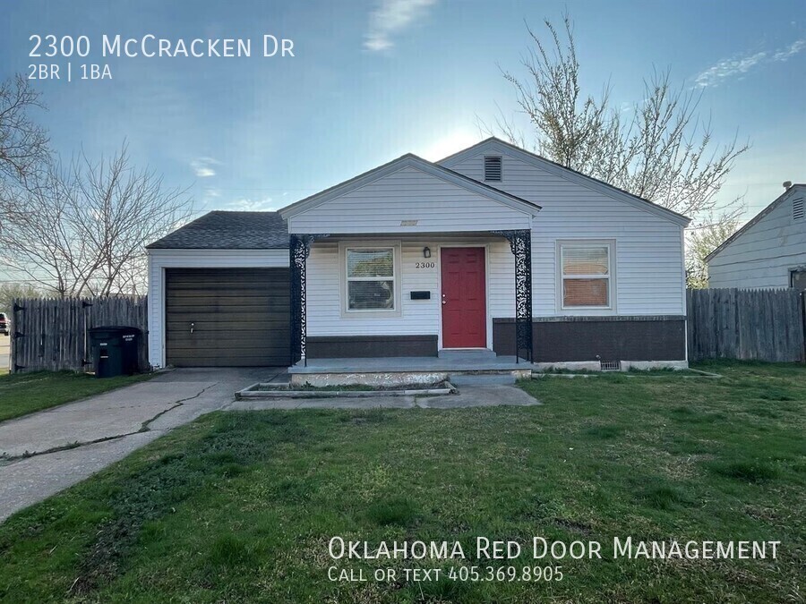 Foto principal - 2300 McCracken Dr