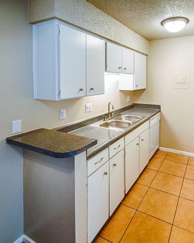 Foto principal - 1 bedroom in Houston TX 77002