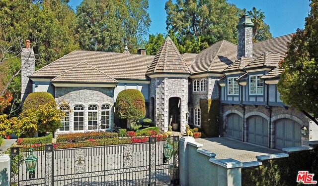 Foto del edificio - 10101 Sunset Blvd