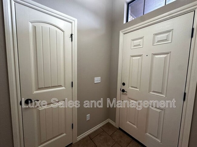 Foto del edificio - 1015 NW 29th St
