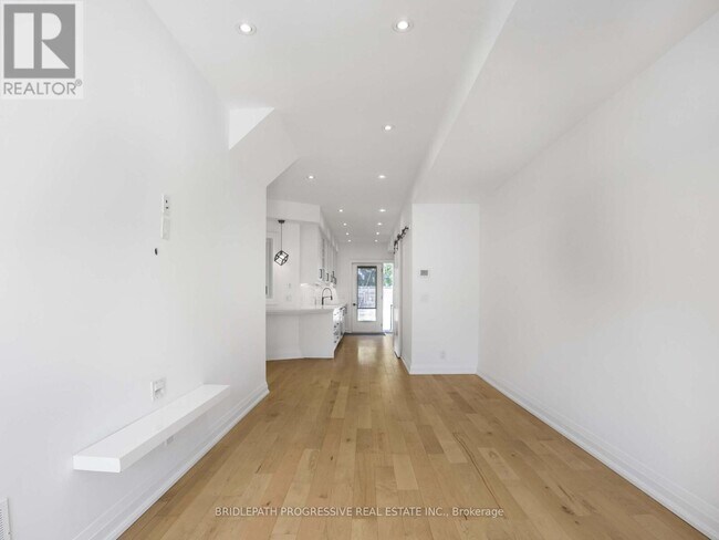 Building Photo - 1193 Ossington Ave