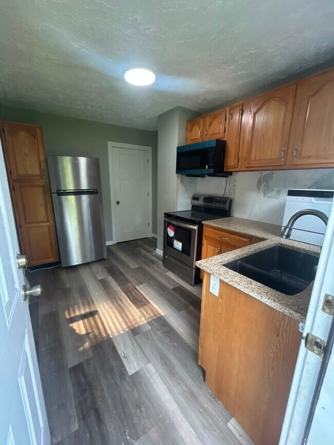 Kitchen - 1002 Corregidor Cir