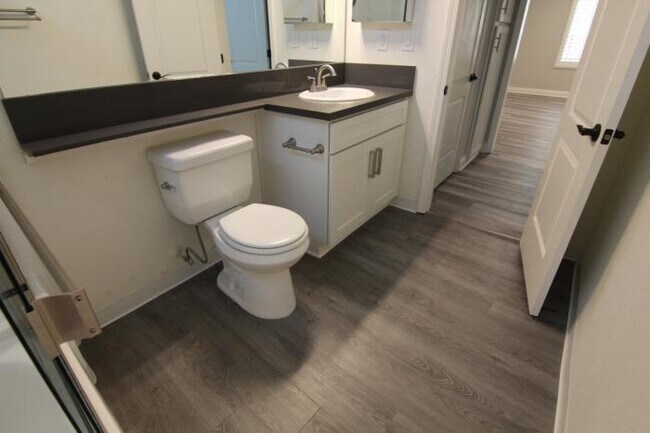 Foto del edificio - 1 bedroom in Studio City CA 91604