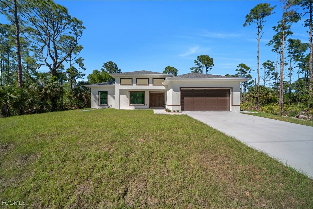Foto principal - 3302 35th St W