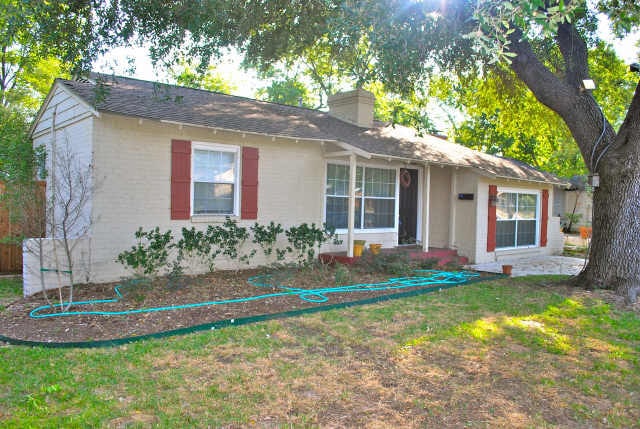 Photo - 5126 Mockingbird Lane House