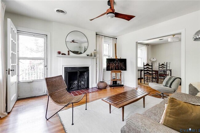 Foto del edificio - 1025 Taylor Ave