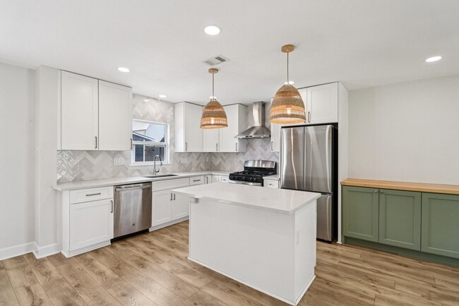 Foto del edificio - 822 Avenue of Oaks St