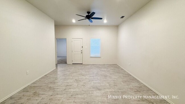 Building Photo - 1102 N 7th St