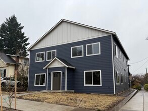 Building Photo - 2385 NE 56th Ave