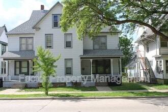 Building Photo - 210 S 4th St