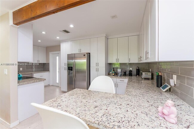 Foto del edificio - 510 SW 16th Ct