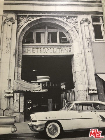 Foto del edificio - 315 W 5th St
