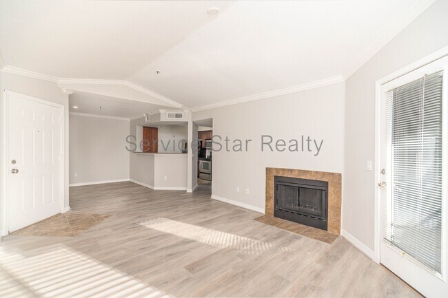 Foto del edificio - 2025 E Campbell Ave