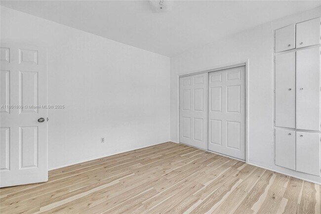 Building Photo - 1850 Meridian Ave