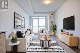 Building Photo - 461 Green Rd