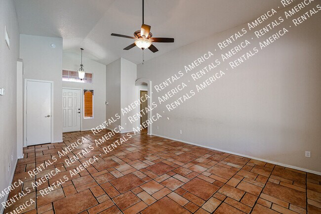 Foto del edificio - 5375 N 87th Ave