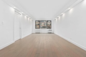 Building Photo - 333 E 34th St