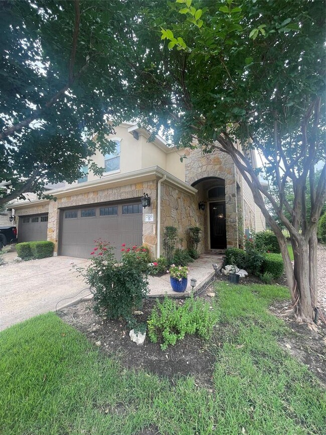 Building Photo - 7320 Colina Vista Loop