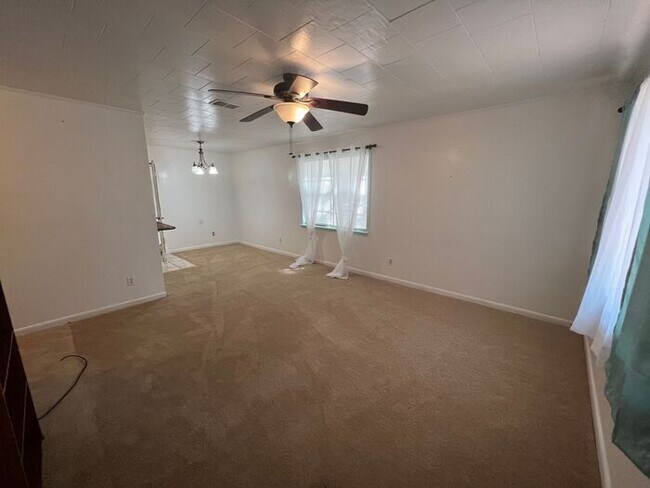 Foto del edificio - Warrington - 3 Bedroom, 2 Bathroom