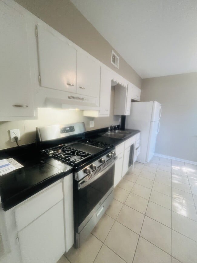 Foto del edificio - 416 NW 81st St