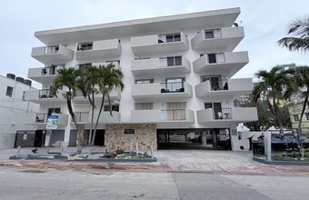 Building Photo - 6965 Harding Ave
