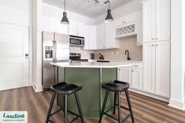 Foto del edificio - 2101 Lakeside Lofts Cir