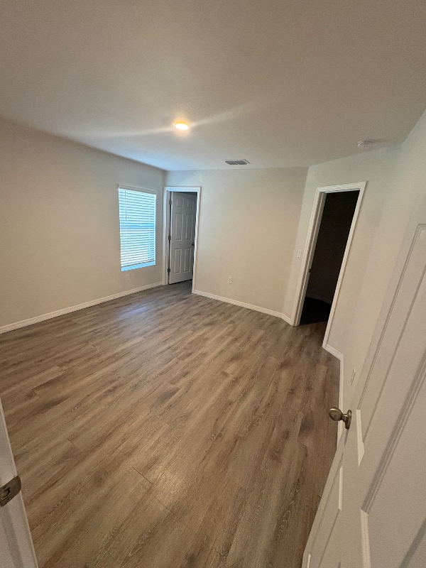 Foto del edificio - 12009 Henley Ave