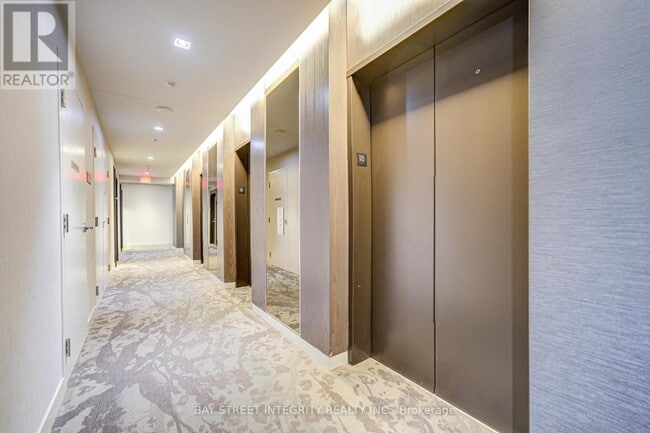 Building Photo - 88 Scott St