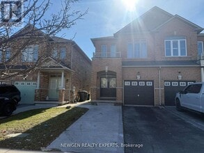 Building Photo - 42 Crystalview Crescent