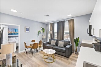 Building Photo - 95 Broadway-SI ID1343268P