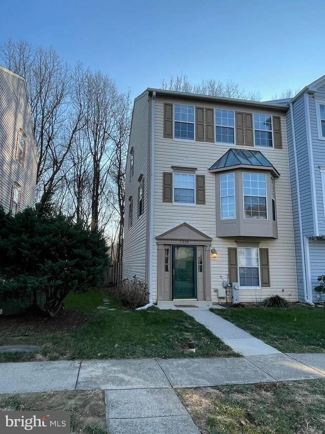 Primary Photo - 1525 Ashburnham Dr